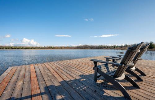 Miller Lake House | Serene Lakefront Retreat Explore & Unwind