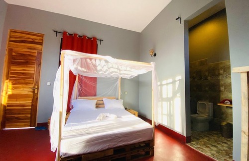 Arusha Cabin | Serene lodge with WiFi in Arusha