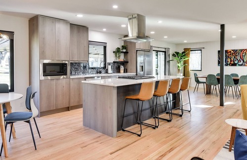 South Central Omaha House | Serene Mid-Century Modern Escape