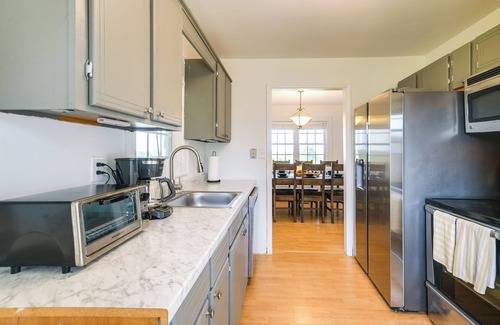 Mill Spring House | Serene Mill Spring Getaway w/Yard & Fire Pit!