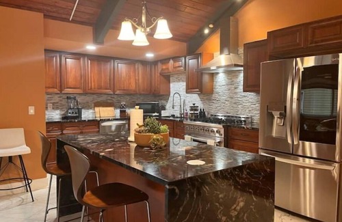 Arlington Heights House | Serene Oasis:Swim Spa, Sauna,fireplace,private,10 min to Downtown,Pet-Friendly!