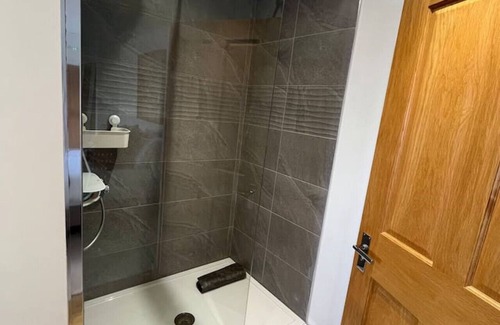 Penarth Hotel | Serene Retreat King Room Penarth