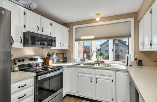 Bristol House | Serene Retreat: Bristol NH Condo with Nature's Embrace