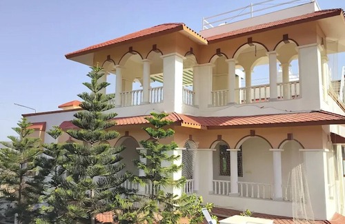 Bedla Villa | Serene Sands by Ebony Stays – Peaceful Udaipur Retreat with Hill Views