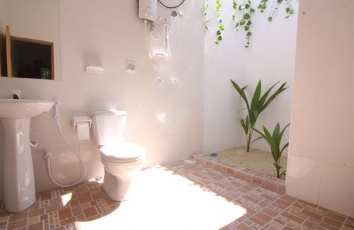 Thoddoo House | Serene Sky Guest House