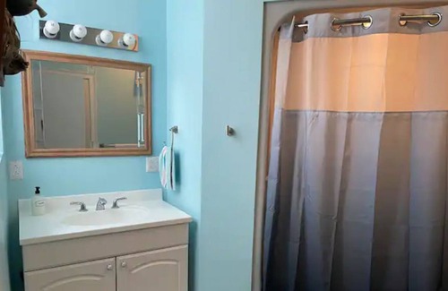 Guilford House | Serene, spacious, pets welcome!