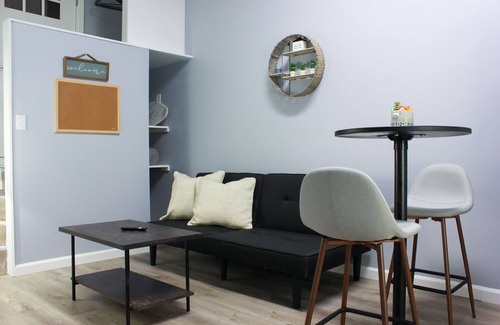 Charlotte House | ★Serene & Stylish ADU★ | Mins to UNCC | ♛Queen Bed