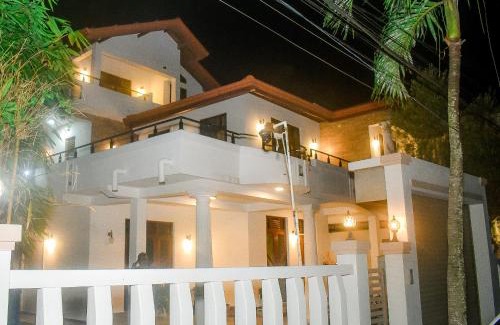 Seeduwa - Katunayake Hotel | Serene Villa Airport Transit