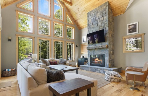 Cleverdale House | Serenity Bay