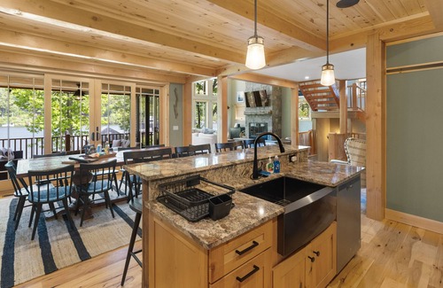 Cleverdale House | Serenity Bay