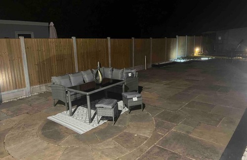 Colchester House | Serenity Haven 4-bed With Hottub,games,gym & More