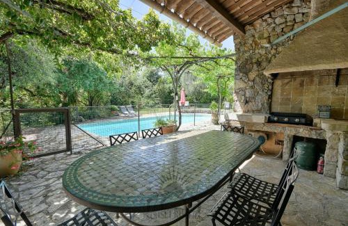 Grasse Villa | SERENITY Villa for 8 By Sunset