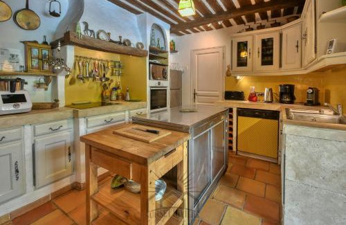 Grasse Villa | SERENITY Villa for 8 By Sunset