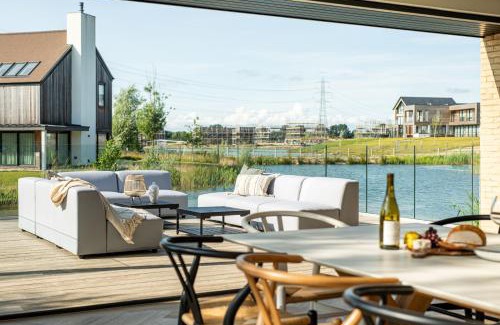 Warmwell House | Serenity WI27 - Silverlake - Dorset