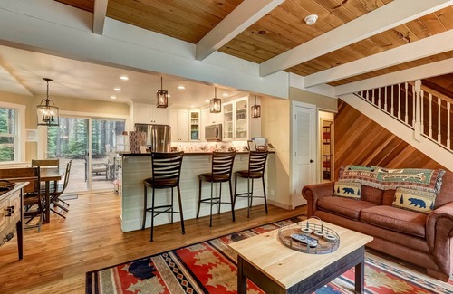 North Upper Truckee House | Serenity Woods - Game Room & More!