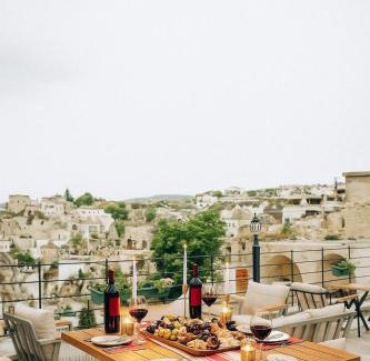 Ortahisar Hotel | Serenus Cave Suites