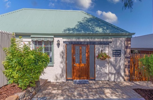 McLaren Vale Bed & Breakfast | Settlers Cottage