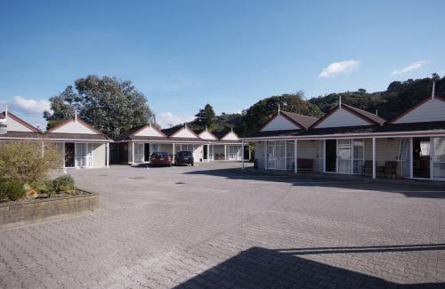 Petone Hotel | Settlers Motor Lodge