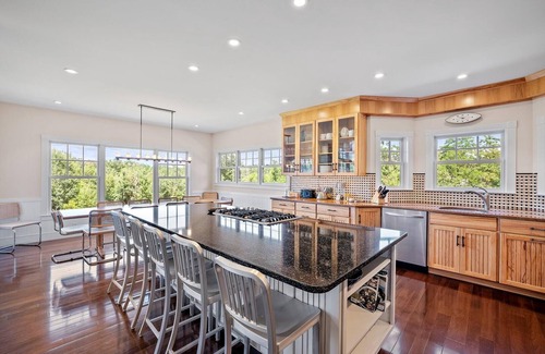 Meredith House | Seven Gables Farm! Gorgeous home near Lake Waukewan!