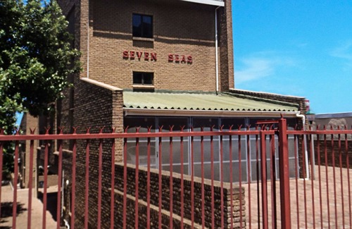 Amanzimtoti Apartment | Seven Seas SA