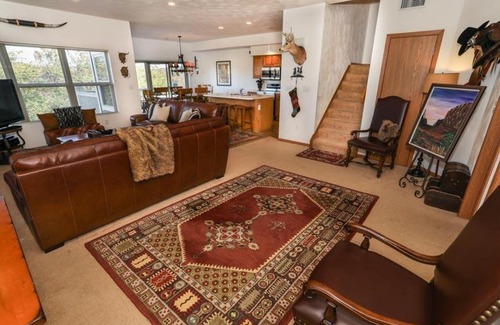 Seven Springs Apartment | Seven Springs Woodridge 4 Bedroom Premium Condo, Mountain Views and Sleeps 10! condo