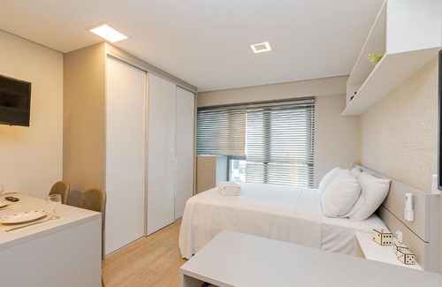 Reboucas Apartment | Sevent Avenue Oxford -7th052