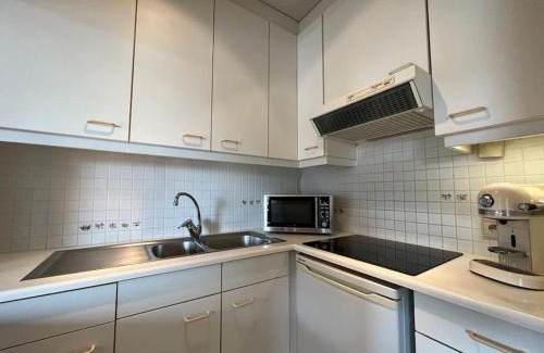 Westende Apartment | Sfeervol Appartement met Zeezicht