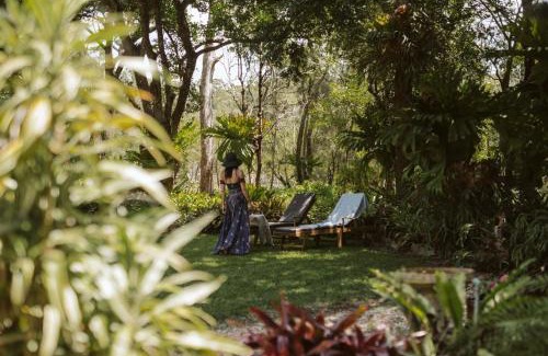 Narrawallee House | Shady Acres - direct water access!