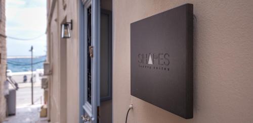 Ermoupoli Hotel | Shapes Luxury Suites
