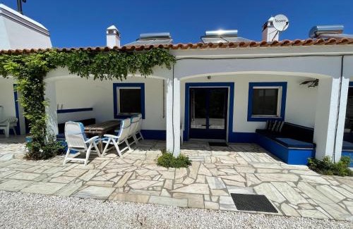 Montemor-o-Novo House | Shared Farmhouse near Serra Monfuradoca