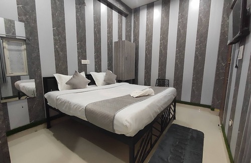 Gomti Nagar Hotel | Sharvil inn