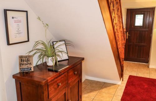 Kells House | Shaws Hill Farmhouse