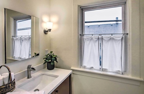 Sheboygan Apartment | Sheboygan Studio Retreat w/ Fireplace!