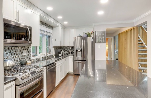 Sheboygan House | Sheboygan Vacation Home: Walk to Lake Michigan!