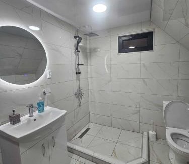 Kazbegi Hotel | Shelva-შალე