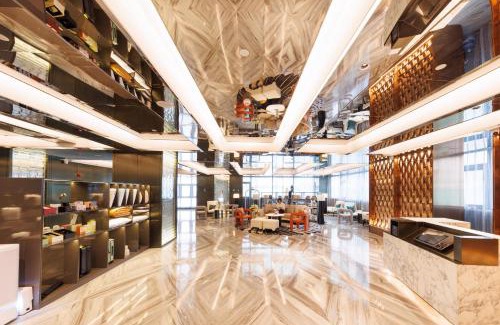 Huaqiang North Hotel | Shenzhen Futian Huarongbei Pedestrian Street Atour Hotel
