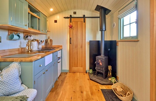 Hemingby Cottage | Shepherd's Hut in Horncastle near Cadwell Park