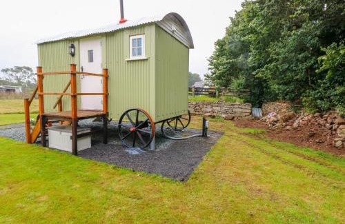 Milford Haven House | Shepherds Hut - The Hurdle