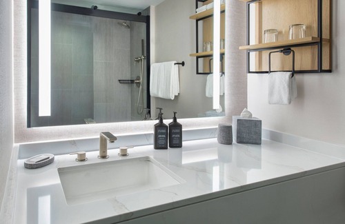 Prudential - St. Botolph Hotel | Sheraton Boston, a Marriott Hotel