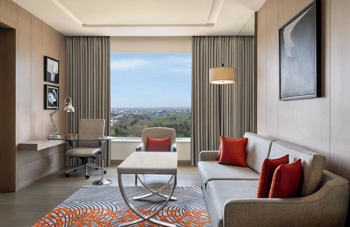 Saket Hotel | Sheraton New Delhi Hotel