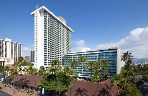 Waikiki Hotel | Sheraton Princess Kaiulani Waikiki Beach
