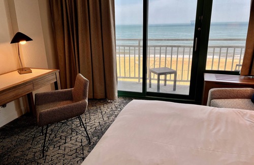 Northeast Virginia Beach Hotel | Sheraton Virginia Beach Oceanfront Hotel