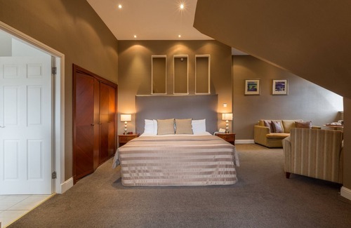 Pollokshields Hotel | Sherbrooke Castle Hotel