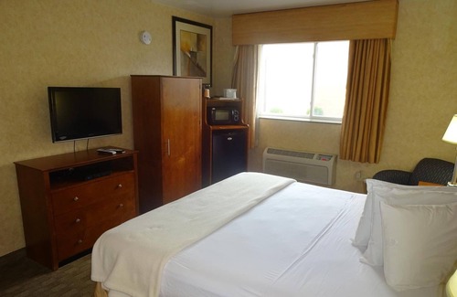 Soundview Hotel | Sheridan Hotel