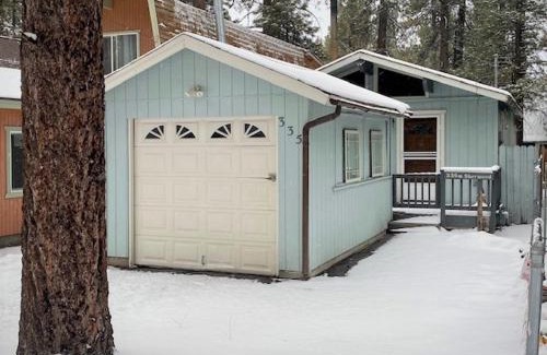 Big Bear City House | Sherwood Cottage - Charming and cozy cabin that has back deck with a Hot Tub!
