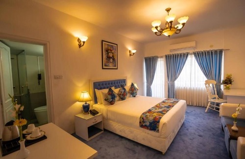 Dhaka Hotel | Shinepukur Suites Farmgate