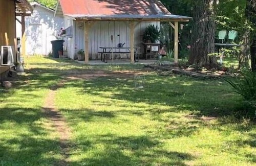 Caddo Gap Cabin | Shingle Mill Cabin on south fork of Caddo River