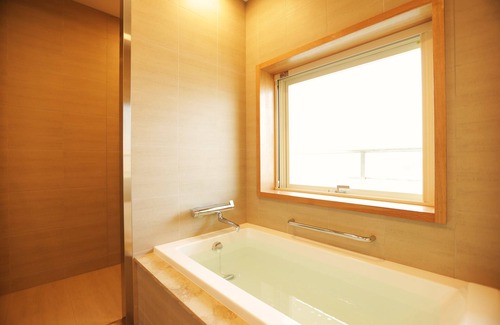 Tsubaki Onsen Hotel | Shirahama Key Terrace Hotel Seamore