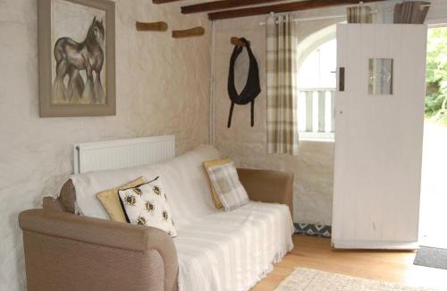 Crich House | Shire Cottage