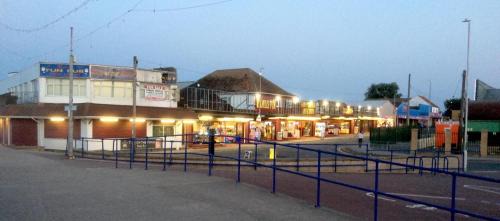 Leysdown-on-Sea Ski Chalet | Shirls chalet in Sheppey, Leysdown